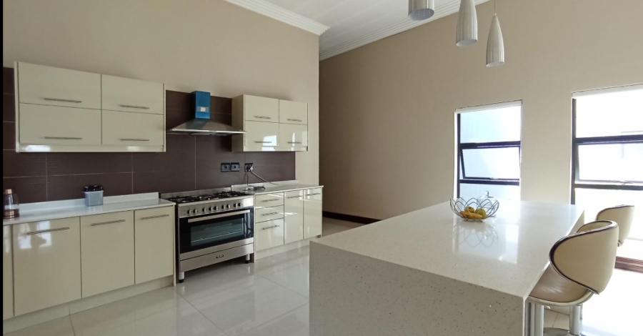 4 Bedroom Property for Sale in Copperleaf Estate Gauteng