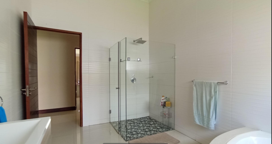 4 Bedroom Property for Sale in Copperleaf Estate Gauteng