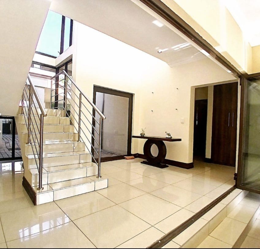 4 Bedroom Property for Sale in Blue Valley Golf Estate Gauteng