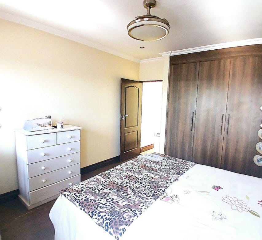 4 Bedroom Property for Sale in Blue Valley Golf Estate Gauteng