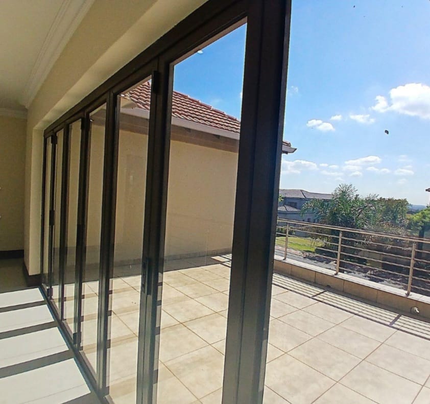 4 Bedroom Property for Sale in Blue Valley Golf Estate Gauteng