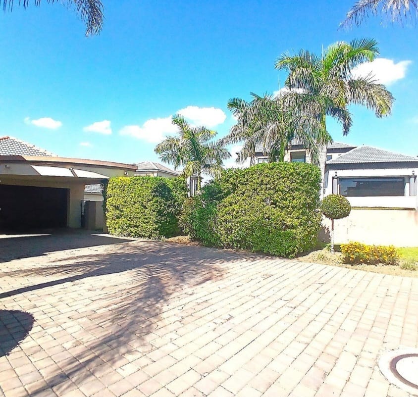 4 Bedroom Property for Sale in Blue Valley Golf Estate Gauteng