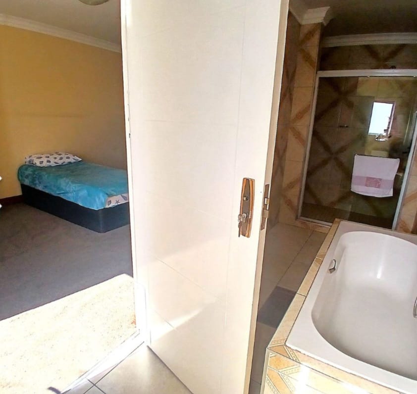 4 Bedroom Property for Sale in Valley View Estate Gauteng