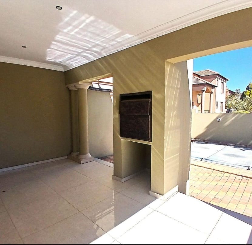 4 Bedroom Property for Sale in Valley View Estate Gauteng