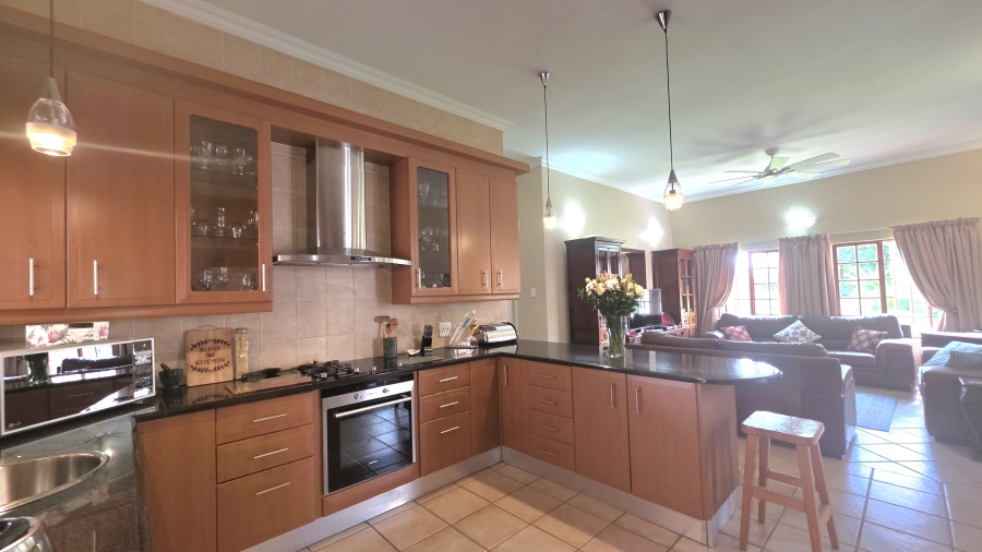 7 Bedroom Property for Sale in Raslouw A H Gauteng