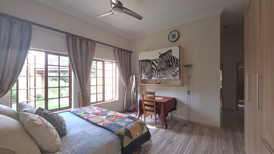 7 Bedroom Property for Sale in Raslouw A H Gauteng