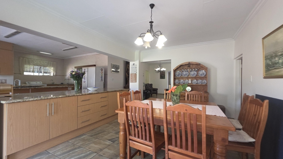 7 Bedroom Property for Sale in Raslouw A H Gauteng