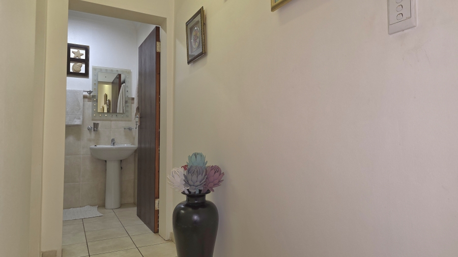 7 Bedroom Property for Sale in Raslouw A H Gauteng