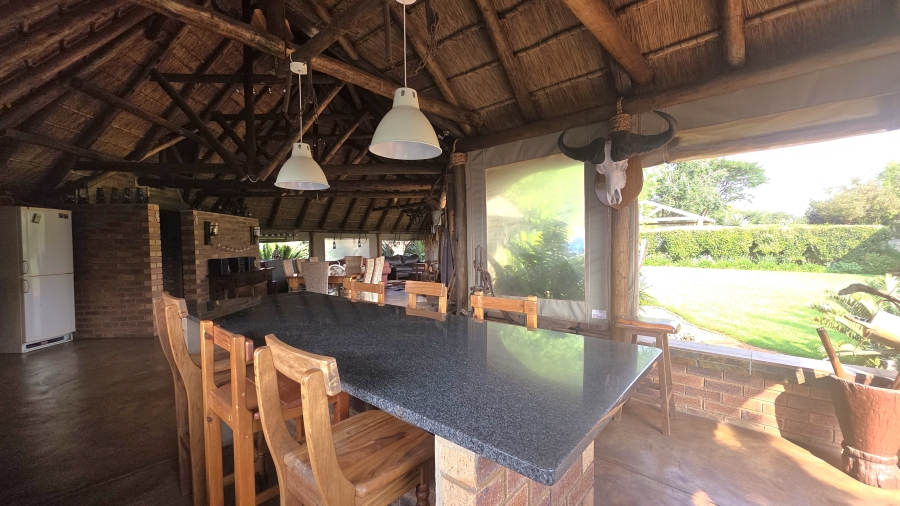 7 Bedroom Property for Sale in Raslouw A H Gauteng