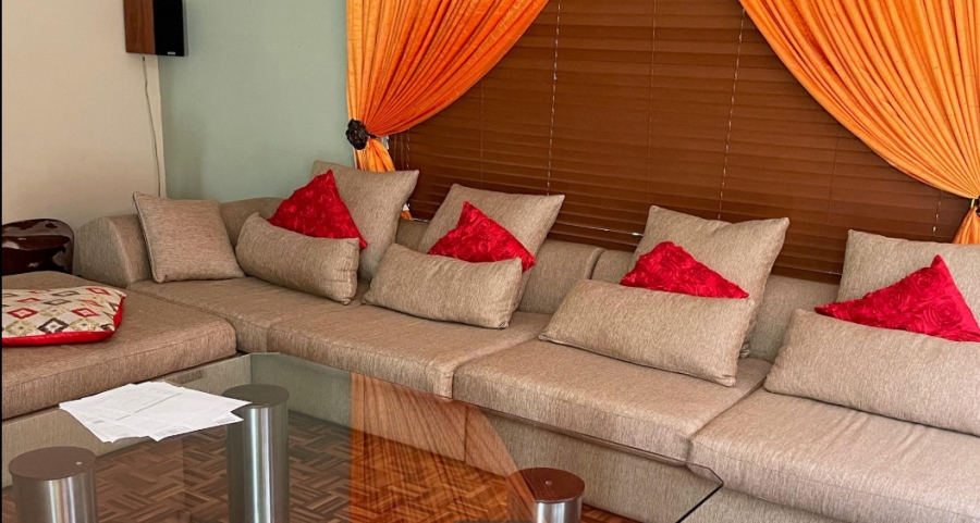 6 Bedroom Property for Sale in Blue Valley Golf Estate Gauteng