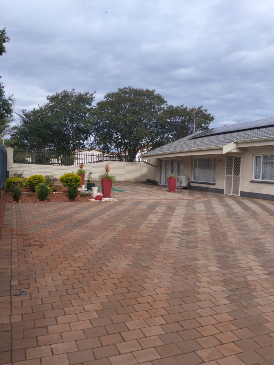 4 Bedroom Property for Sale in Erasmia Gauteng