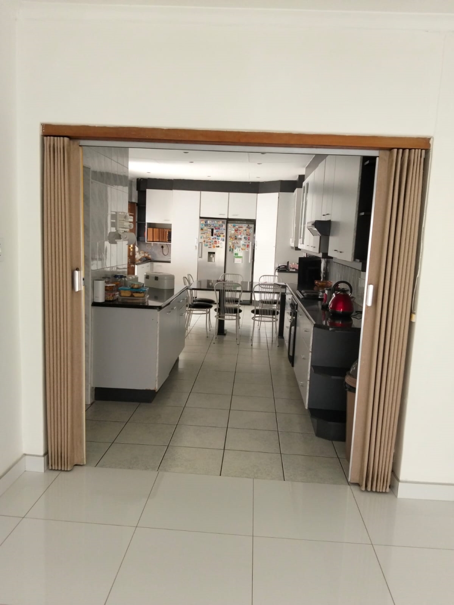 4 Bedroom Property for Sale in Erasmia Gauteng