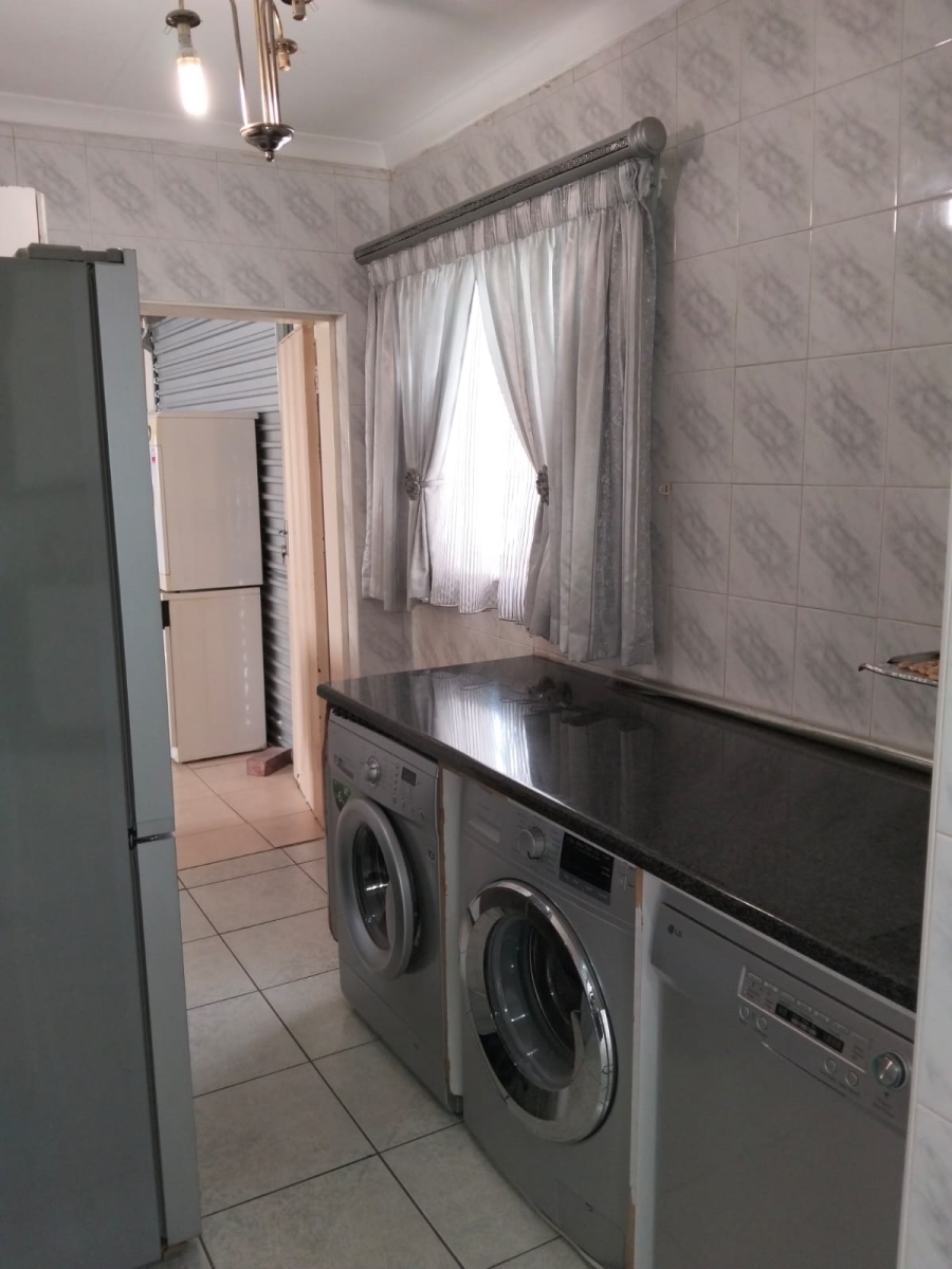 4 Bedroom Property for Sale in Erasmia Gauteng