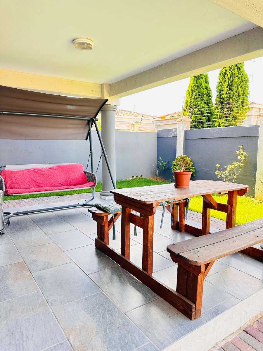 To Let 3 Bedroom Property for Rent in Noordwyk Gauteng