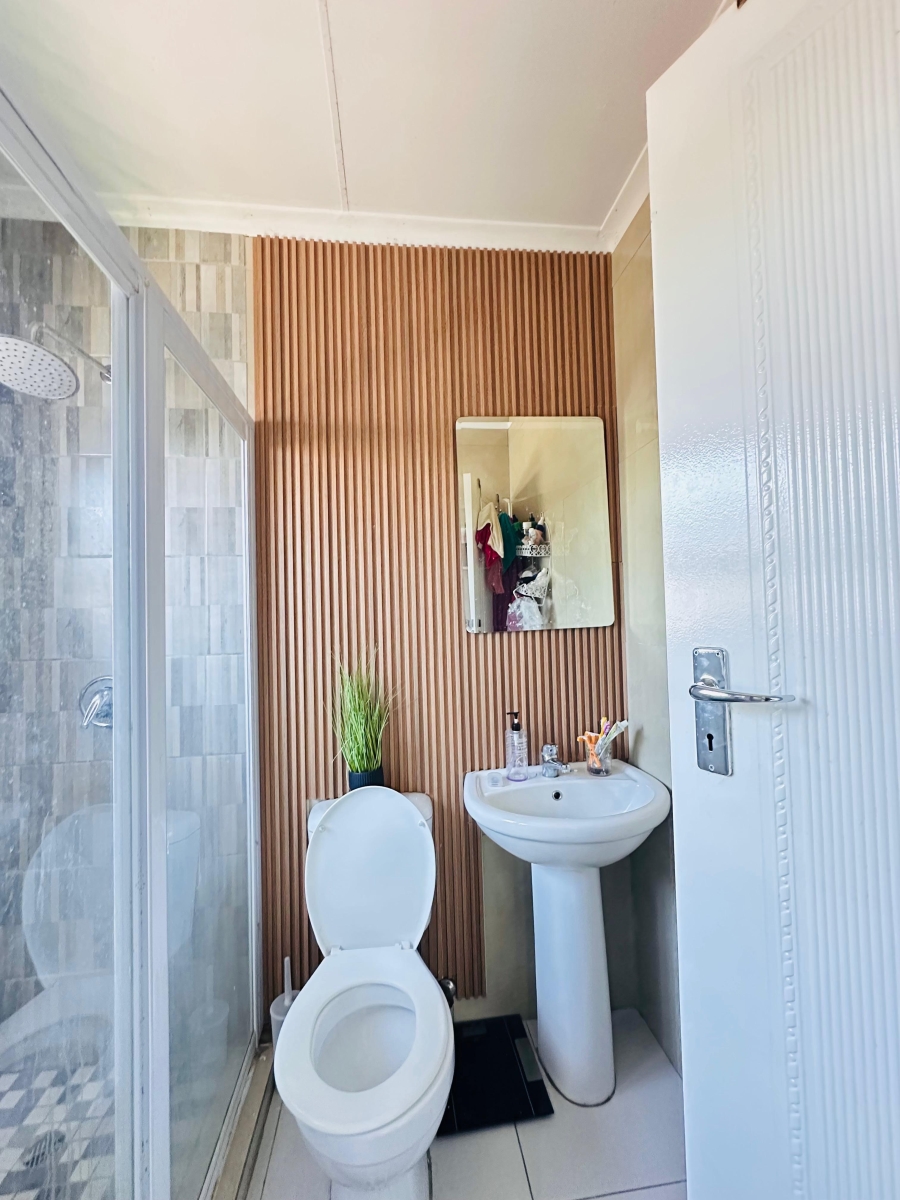 To Let 3 Bedroom Property for Rent in Noordwyk Gauteng