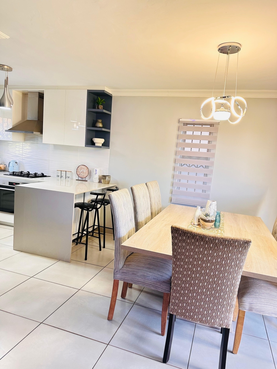 To Let 3 Bedroom Property for Rent in Noordwyk Gauteng