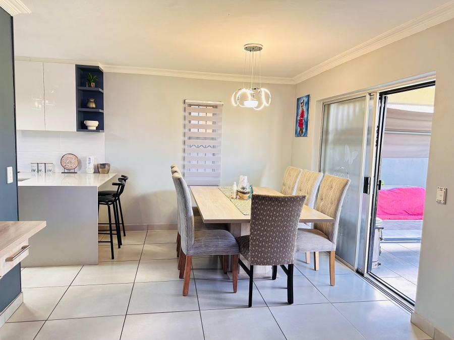 To Let 3 Bedroom Property for Rent in Noordwyk Gauteng