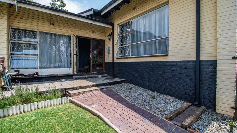 3 Bedroom Property for Sale in Illiondale Gauteng