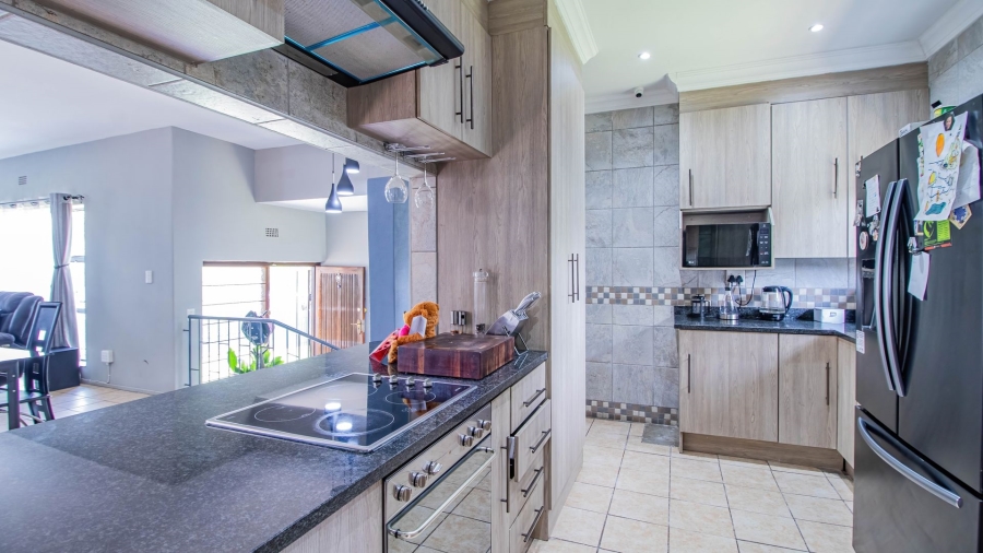 3 Bedroom Property for Sale in Illiondale Gauteng