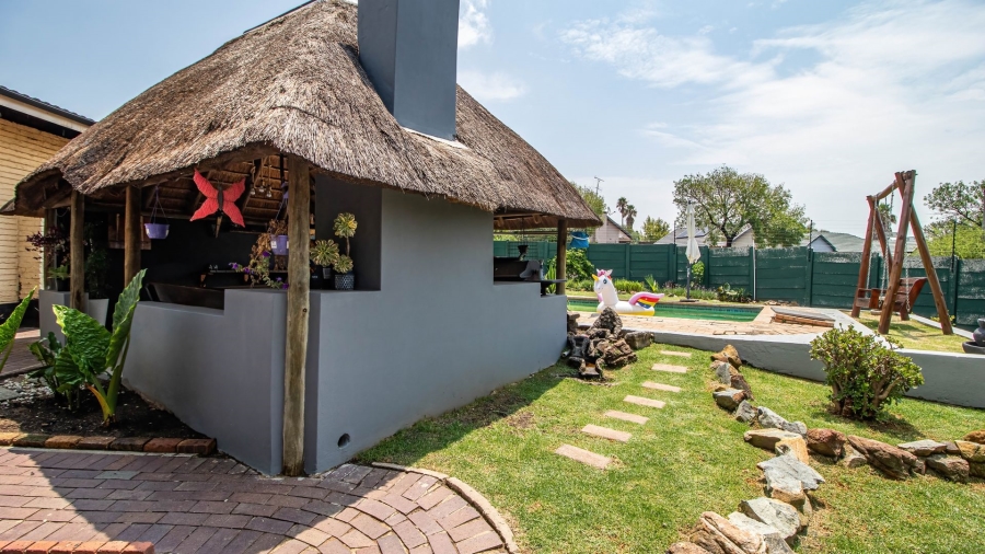 3 Bedroom Property for Sale in Illiondale Gauteng