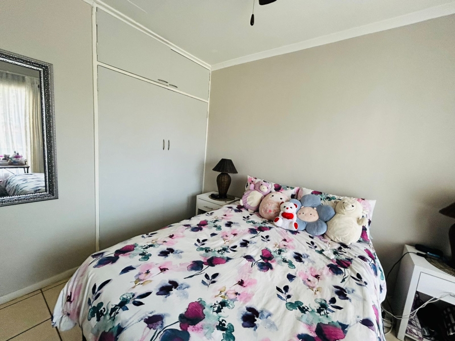 2 Bedroom Property for Sale in East Geduld Gauteng