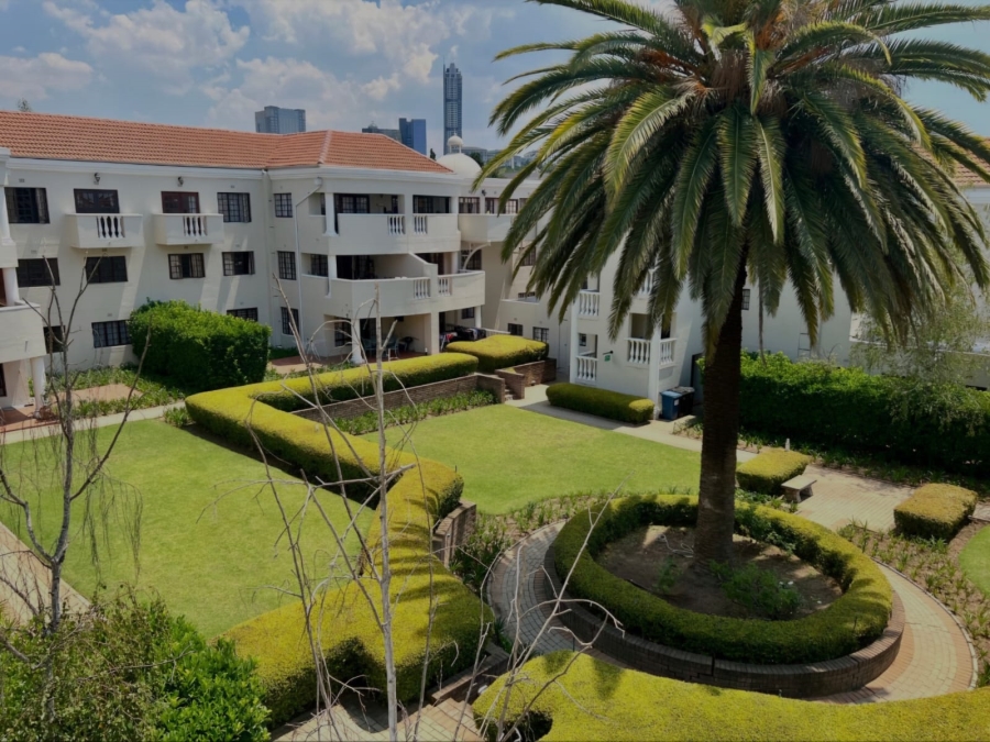 To Let 2 Bedroom Property for Rent in Sandown Gauteng