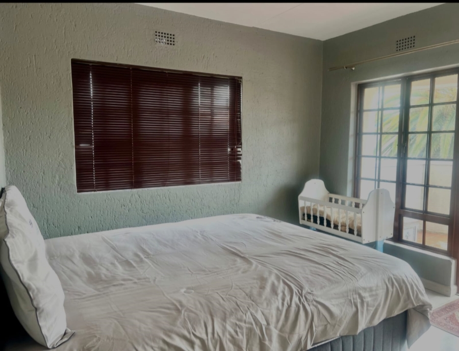 To Let 2 Bedroom Property for Rent in Sandown Gauteng
