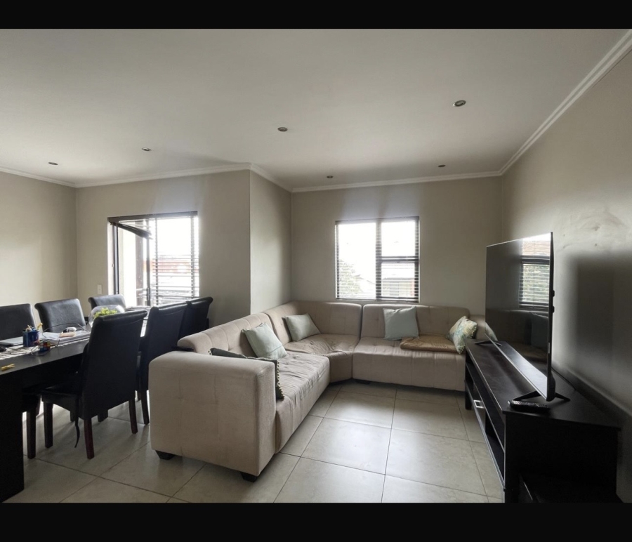 2 Bedroom Property for Sale in Willaway Gauteng