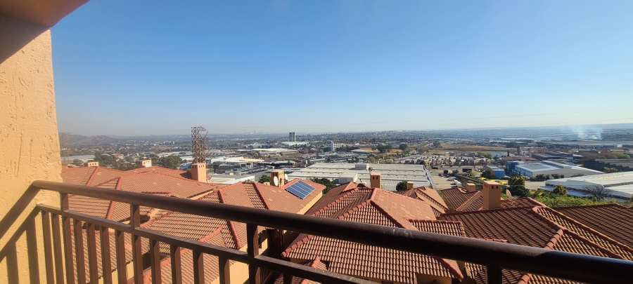 2 Bedroom Property for Sale in Sunnyrock Gauteng