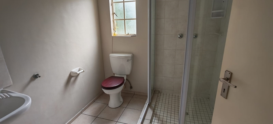 To Let 2 Bedroom Property for Rent in Brentwood Gauteng