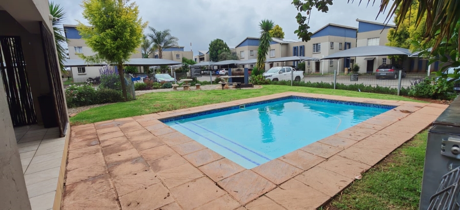 To Let 2 Bedroom Property for Rent in Brentwood Gauteng