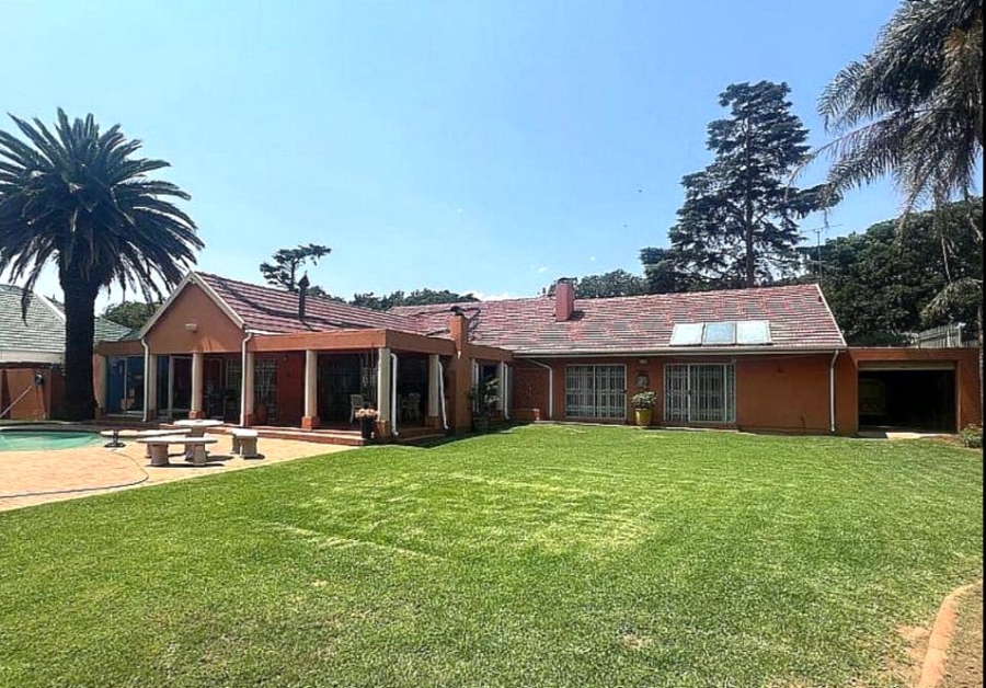 4 Bedroom Property for Sale in Beyers Park Gauteng