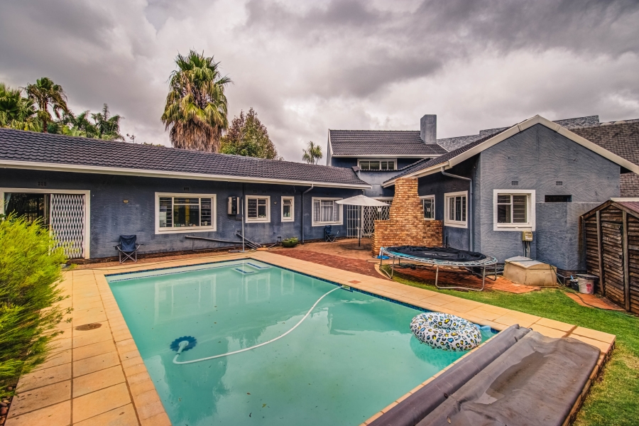 3 Bedroom Property for Sale in Glen Marais Gauteng