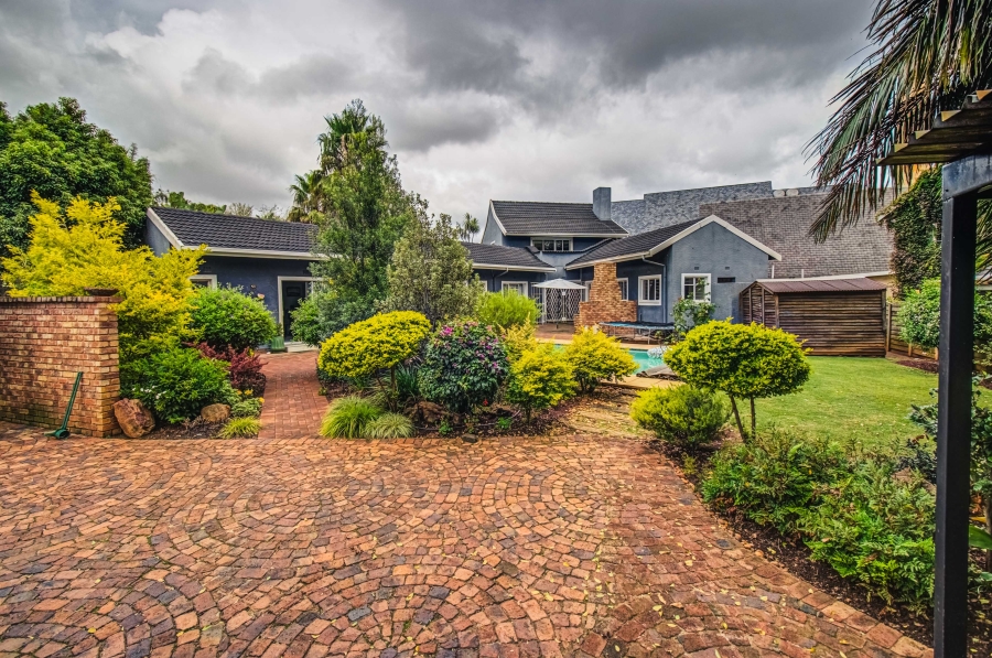 3 Bedroom Property for Sale in Glen Marais Gauteng