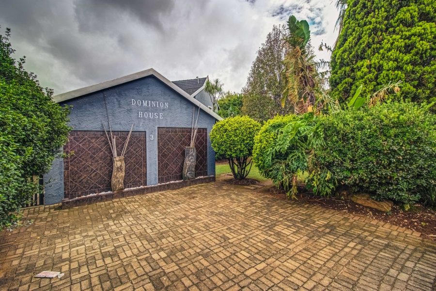 3 Bedroom Property for Sale in Glen Marais Gauteng