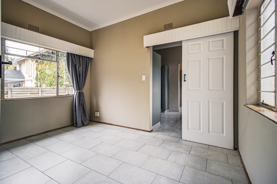 3 Bedroom Property for Sale in Glen Marais Gauteng