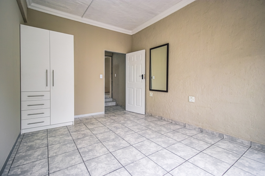 3 Bedroom Property for Sale in Glen Marais Gauteng
