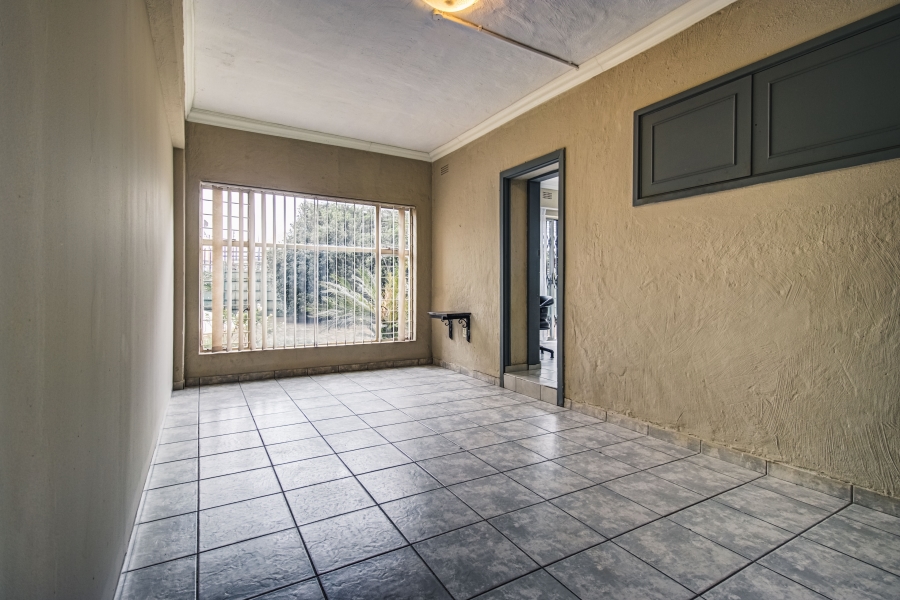 3 Bedroom Property for Sale in Glen Marais Gauteng