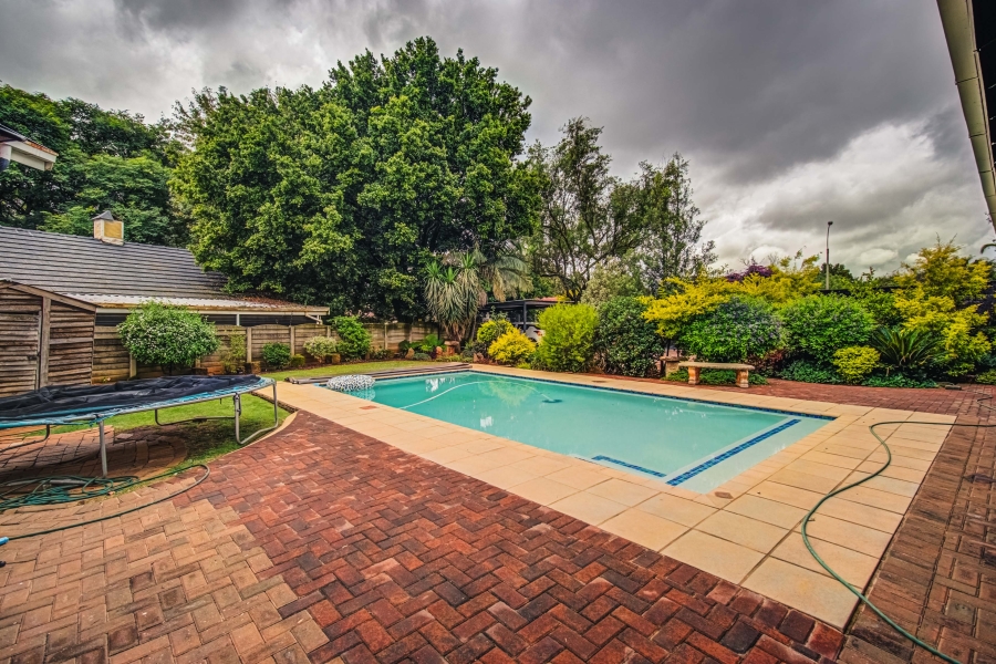 3 Bedroom Property for Sale in Glen Marais Gauteng