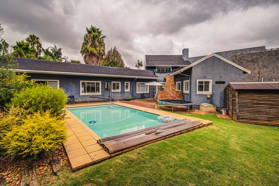 3 Bedroom Property for Sale in Glen Marais Gauteng