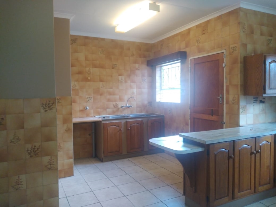 3 Bedroom Property for Sale in Brackenhurst Gauteng