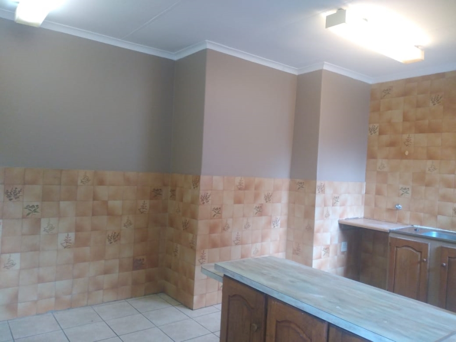 3 Bedroom Property for Sale in Brackenhurst Gauteng