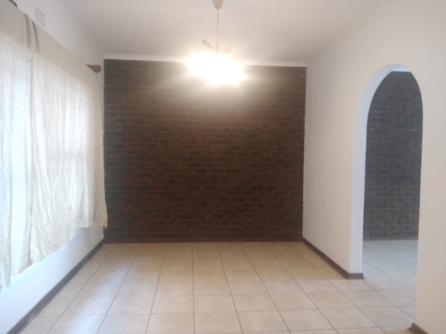 3 Bedroom Property for Sale in Brackenhurst Gauteng