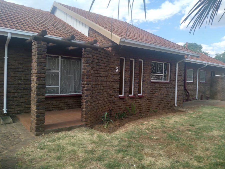 3 Bedroom Property for Sale in Brackenhurst Gauteng