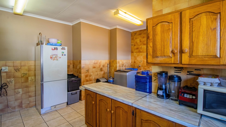 3 Bedroom Property for Sale in Brackenhurst Gauteng
