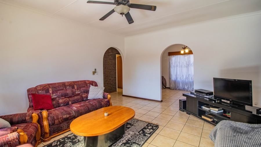 3 Bedroom Property for Sale in Brackenhurst Gauteng