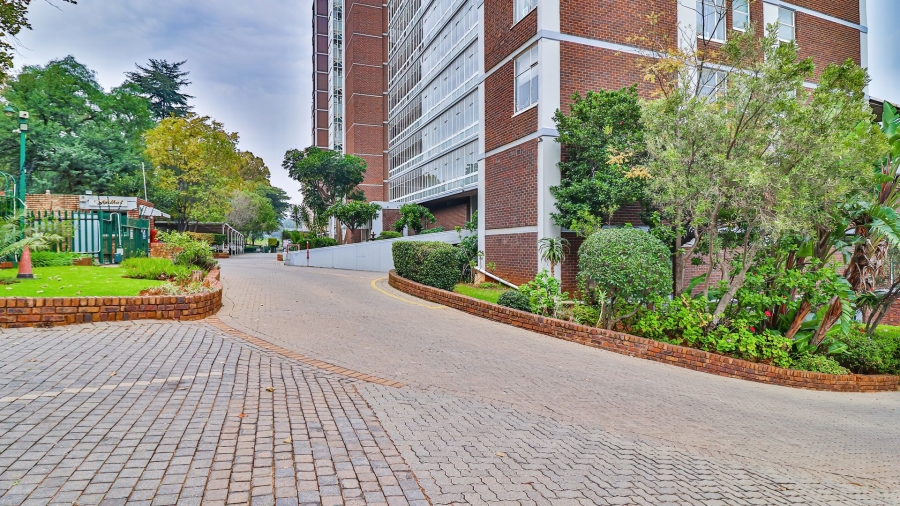2 Bedroom Property for Sale in Bedford Gardens Gauteng