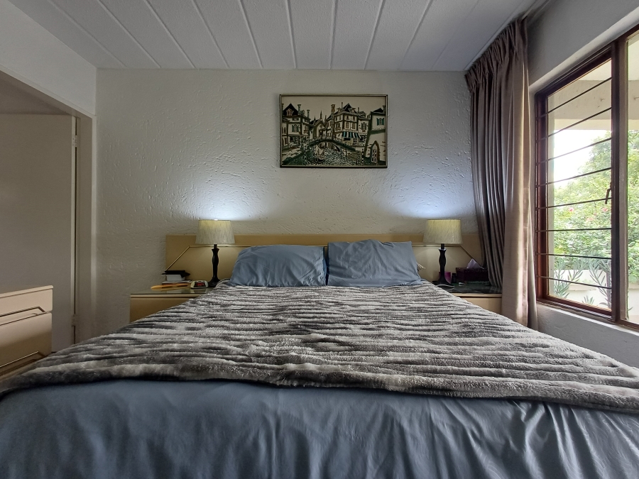 2 Bedroom Property for Sale in Dowerglen Gauteng