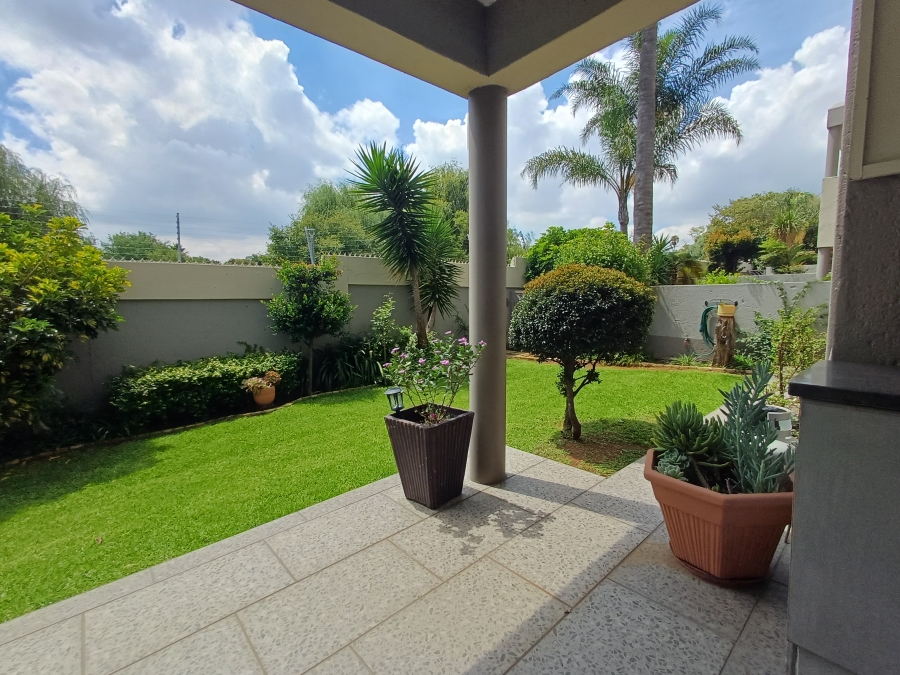2 Bedroom Property for Sale in Dowerglen Gauteng
