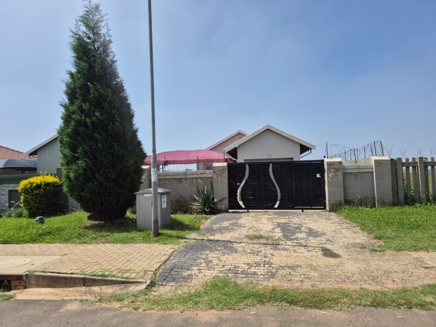 2 Bedroom Property for Sale in Salfin Gauteng